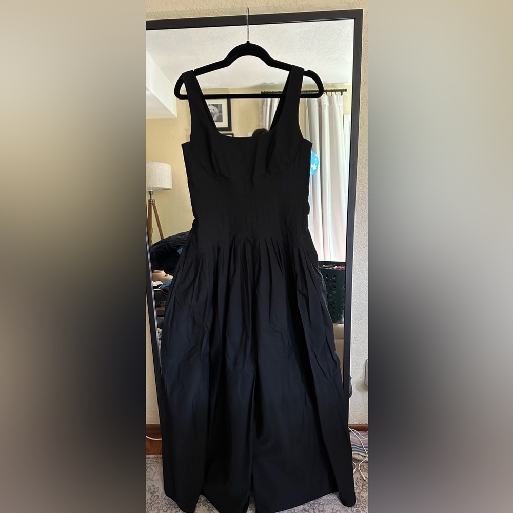 Banana Republic black corset jump suit. Never worn w/o tags. Size 6.